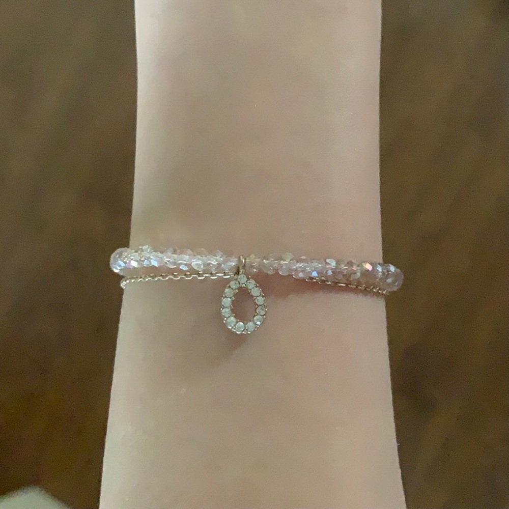 Beaded bracelet w/ crystal tear drop